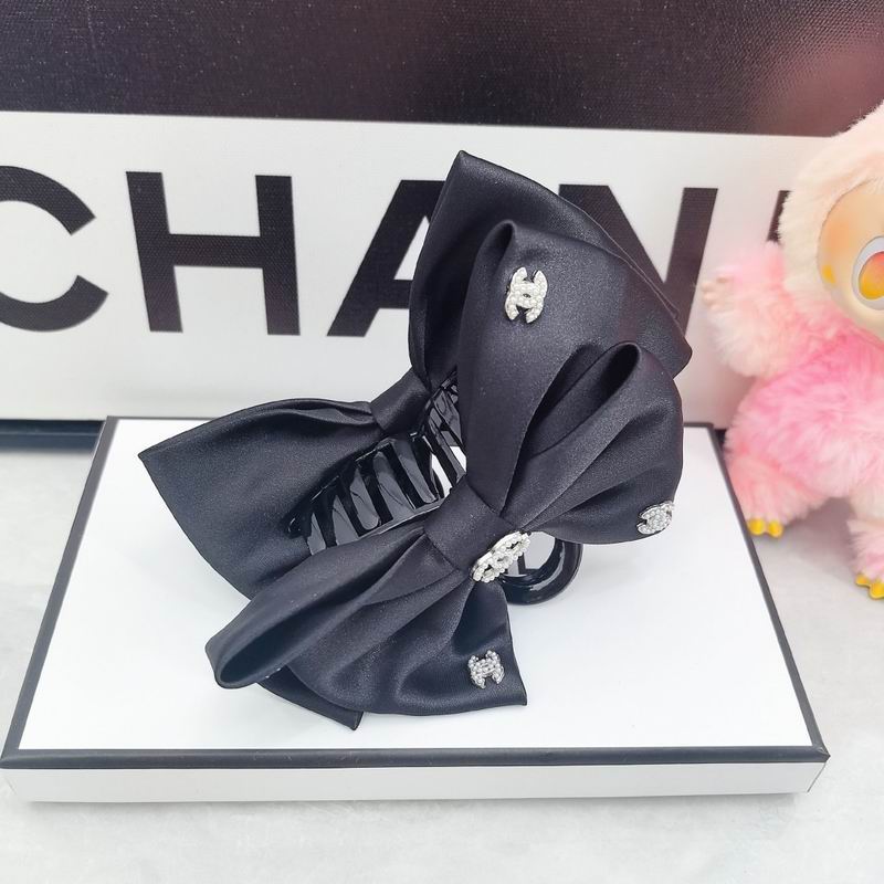Chanel Hair Grab Clip dx21